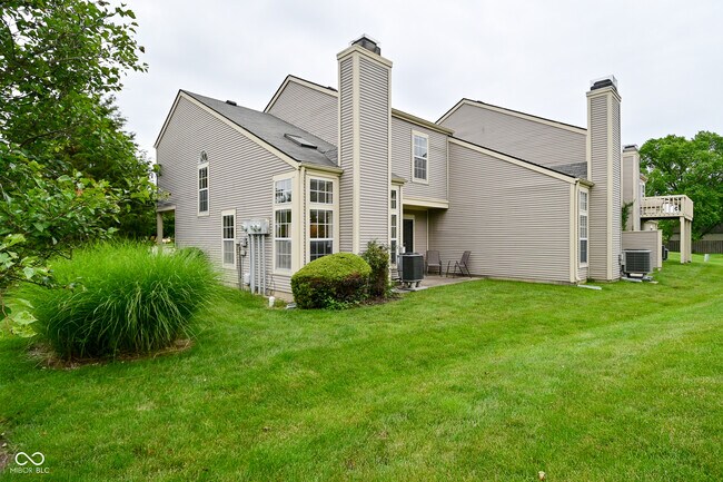 Building Photo - 9477 Aberdare Dr