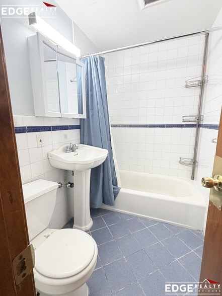 Building Photo - 357 Faneuil St