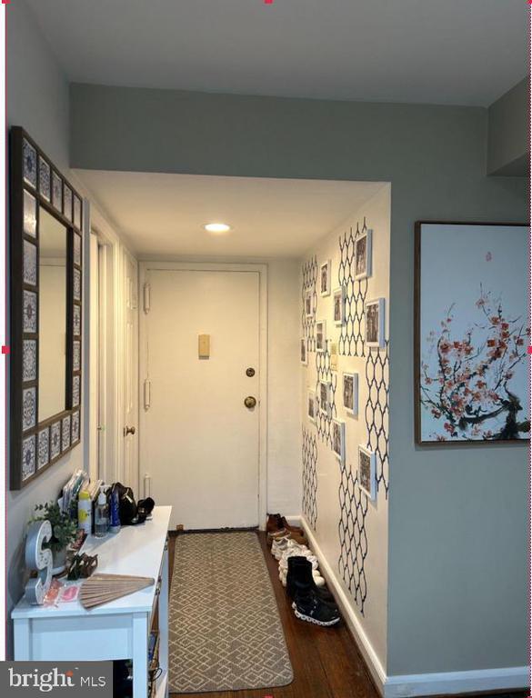 Building Photo - 3856 Porter St NW