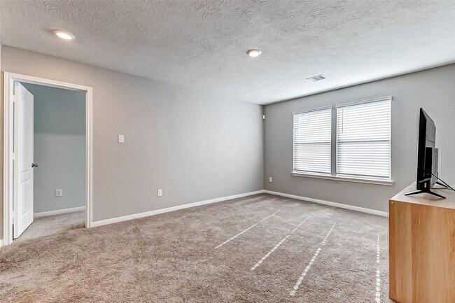 Building Photo - 2939 Lazarina Ln