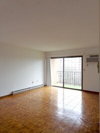 Building Photo - 235 Winthrop St