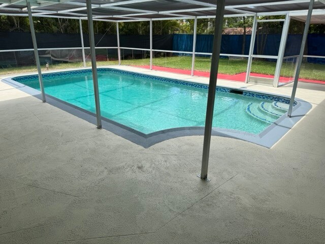 Building Photo - 6904 Doral