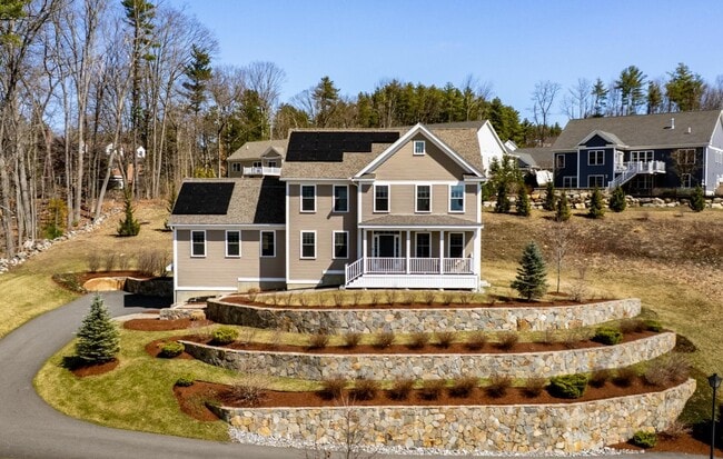 Building Photo - 18 Scenic Dr