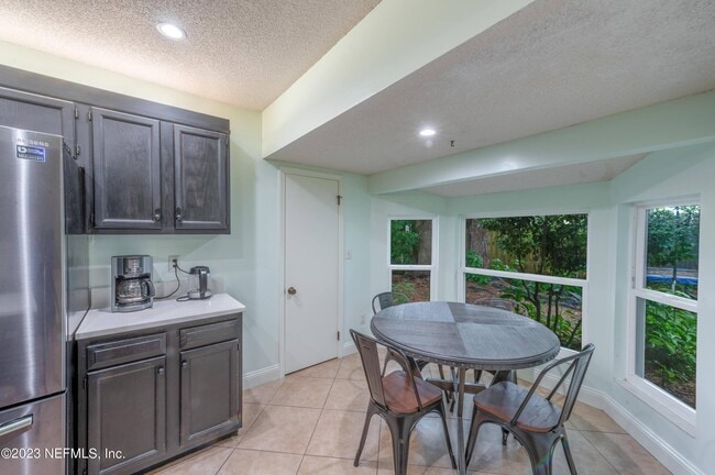 Building Photo - 2746 Grayton Ct