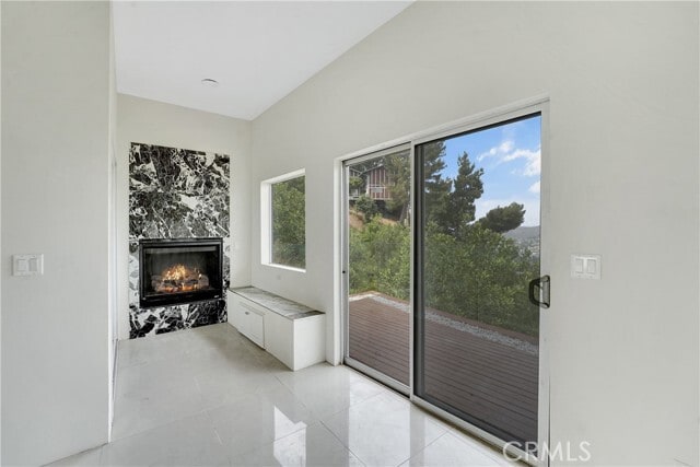 Building Photo - 3945 Evadale Dr