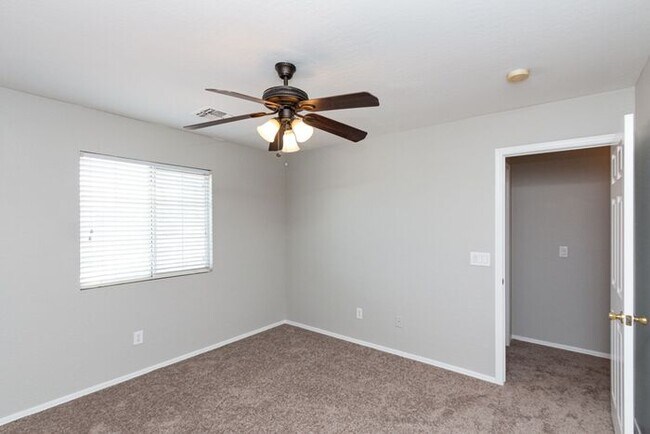 Building Photo - LOVELY 4 BED 3 BATH HOME IN SAN TAN VALLEY