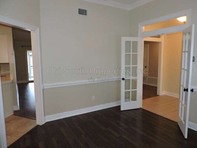 Building Photo - 5016 Challenger Way