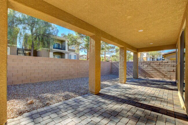 Building Photo - 2919 Caxton Grove Dr