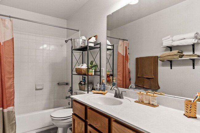 Building Photo - 5402 Birmingham Cir