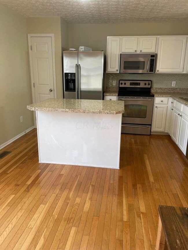 Building Photo - 5967 Canyon Creek Dr