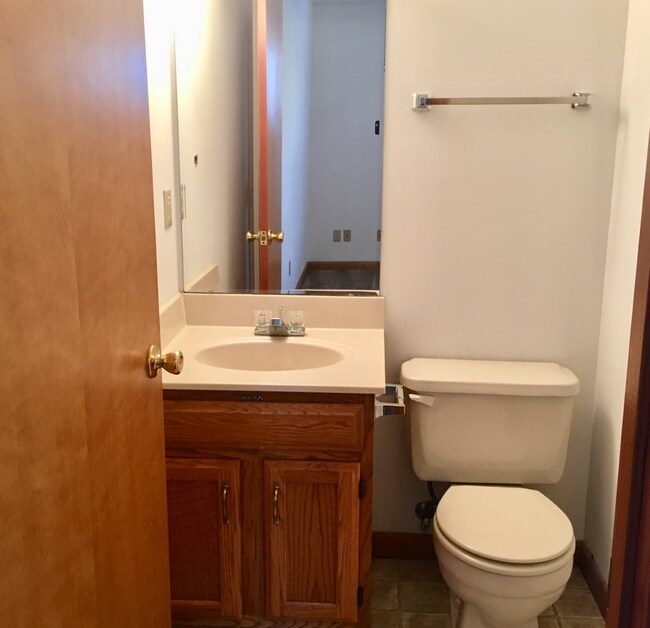 Building Photo - 4025 N Christopher Ct