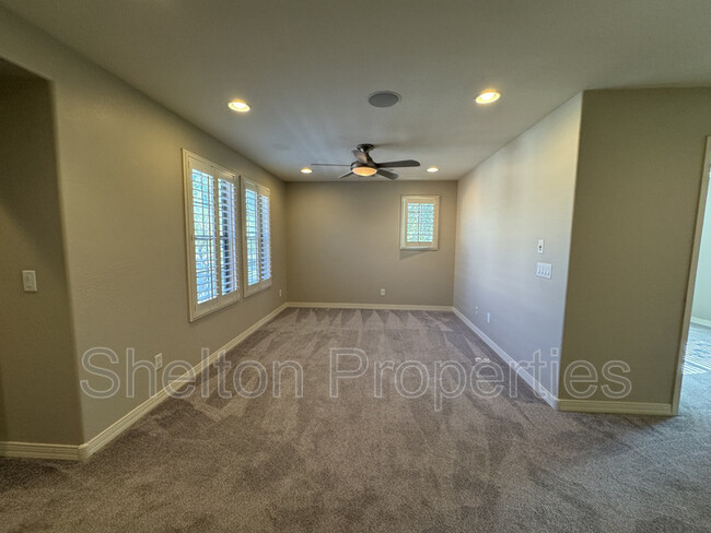 Building Photo - 20712 W Park Meadows Dr