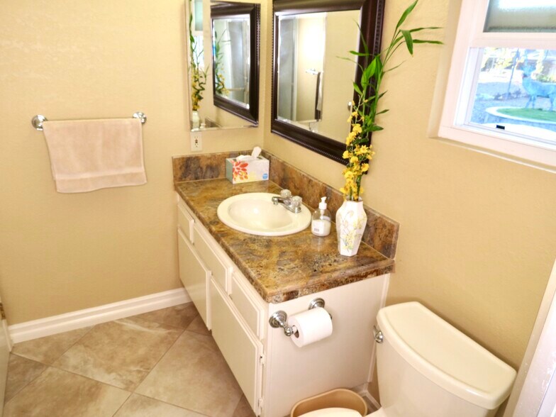 Building Photo - 2414 Sonora Ct