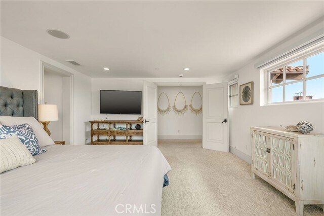 Building Photo - 480 Cress St