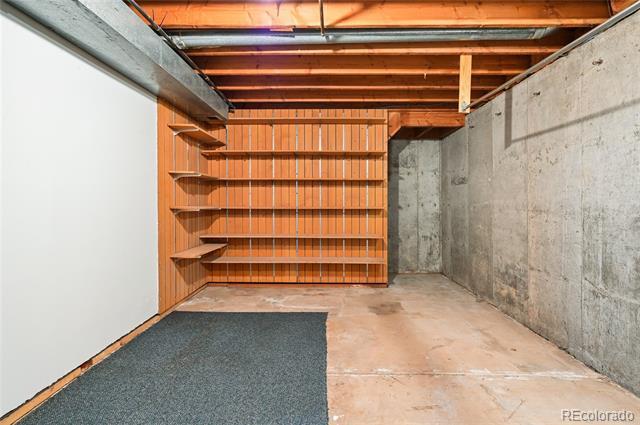 Building Photo - 15140 E Columbia Dr