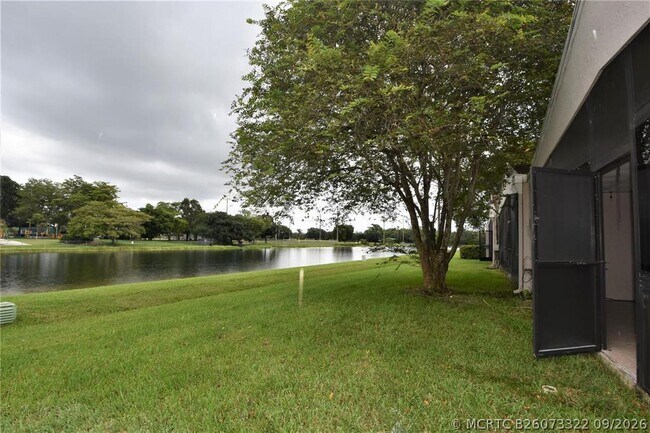 Building Photo - 514 Woodgate Cir