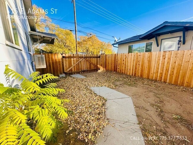 Building Photo - 415 E Adams St