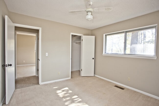 Building Photo - ***33 Sheneman Drive***