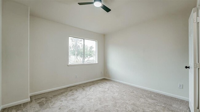 Building Photo - 1905 Vineyard Hill Ct