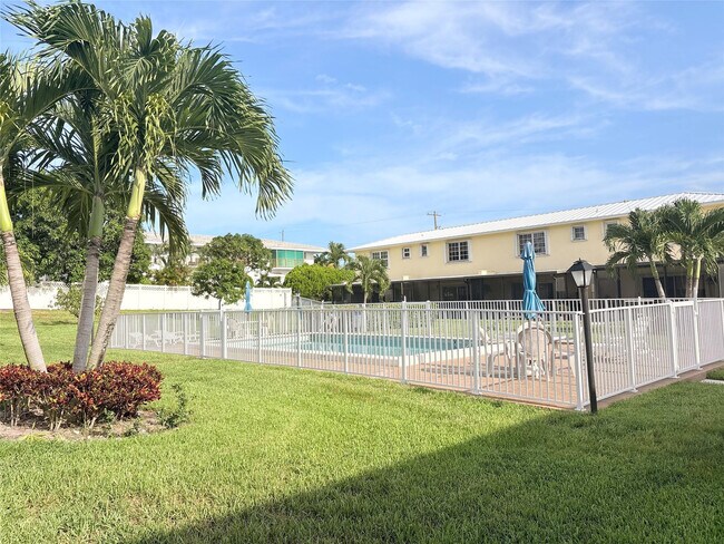 Building Photo - 60 SW 5th Ave