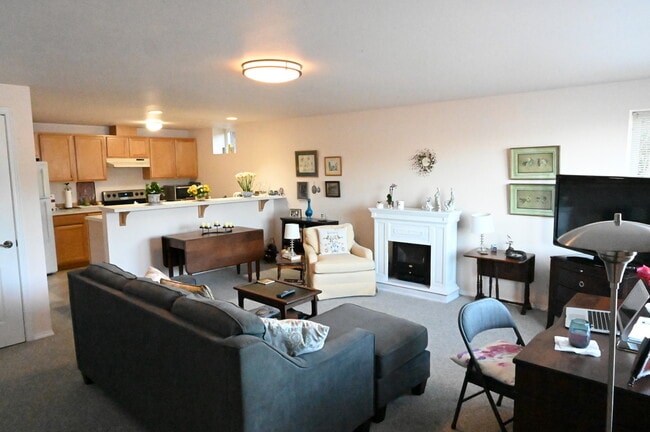 Building Photo - 6246 NE Eagle Harbor Dr