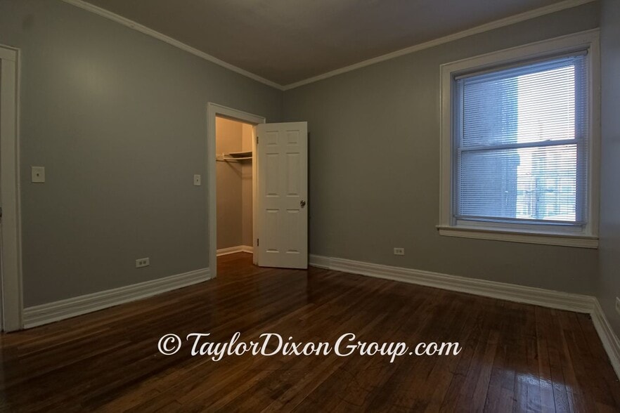 Building Photo - 6611 S Greenwood Ave