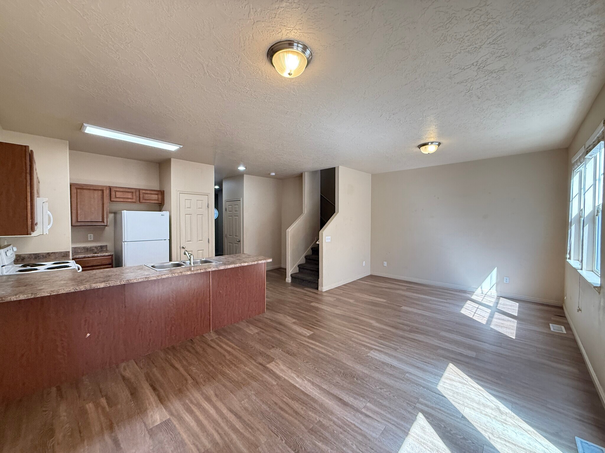 Building Photo - 10991 S Birch Creek Rd