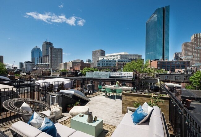 Primary Photo - 85 Appleton St