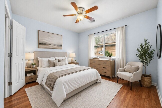 Building Photo - 3521 Lydia St