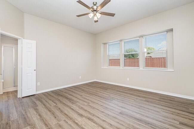 Building Photo - 1817 Eastfork Ln