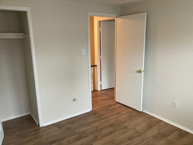 Building Photo - 1710 Gunwood Pl
