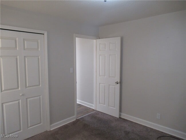 Building Photo - 12009 Summerland Ave