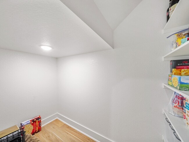 Building Photo - 5802 Emerald Ranch Ln