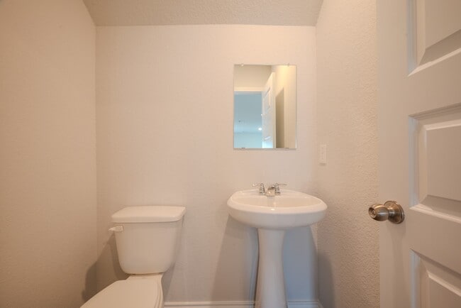 Building Photo - 22720 American Kestrel Ct