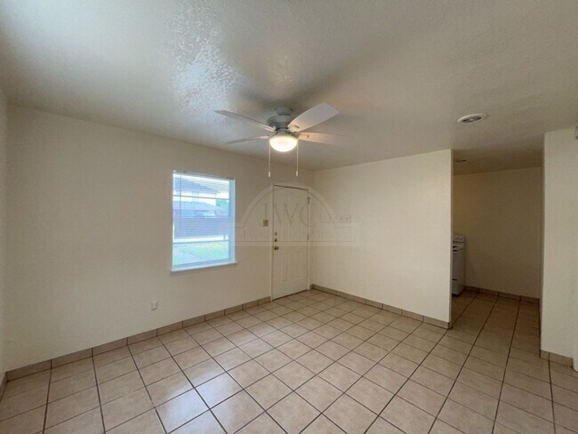 Building Photo - 215 Marston Ave