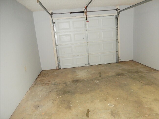 Building Photo - 1454 Cimarron Pkwy