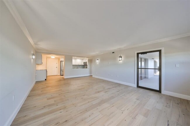 Building Photo - 4141 Bayshore Blvd