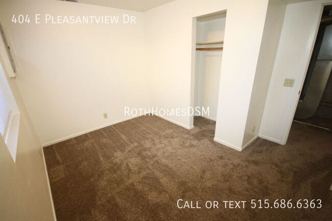 Building Photo - 404 E Pleasant Vw Dr