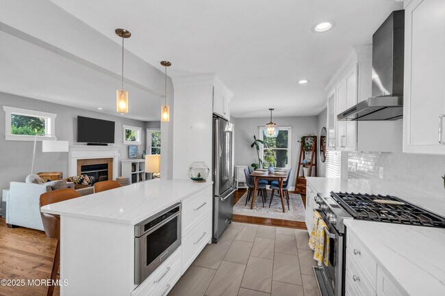 Building Photo - 26 3rd St