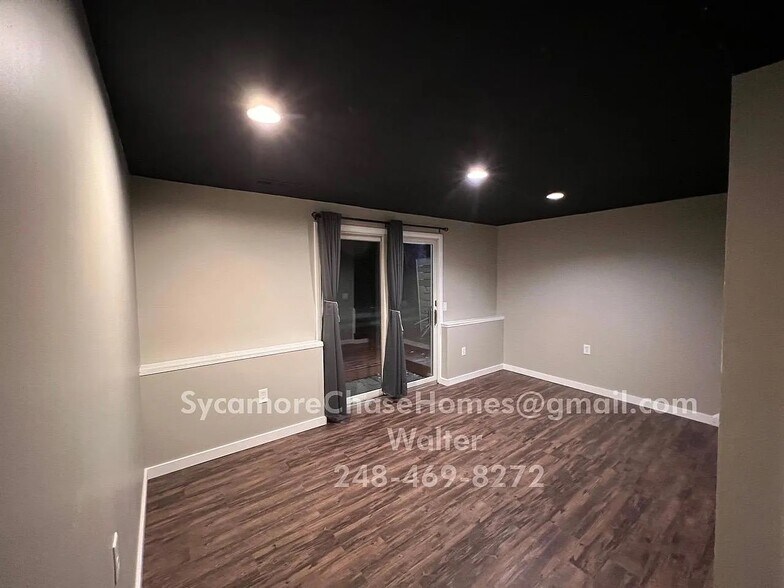 Building Photo - 2912 Canarsie Dr