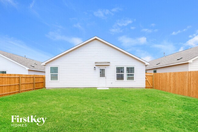 Building Photo - 3374 Carducci Dr