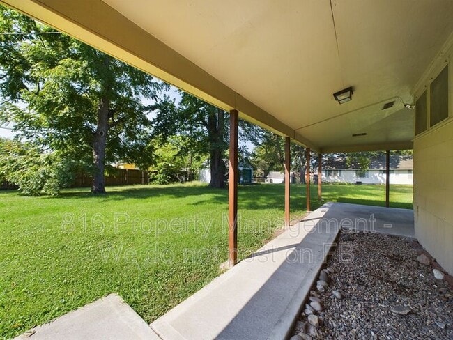 Building Photo - 2729 Calumet St