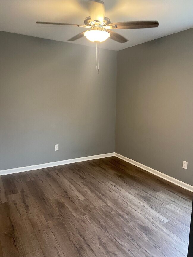 Building Photo - 1197 Finley Beech Rd