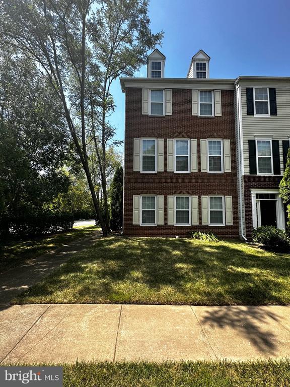 Building Photo - 5035 Cool Fountain Ln