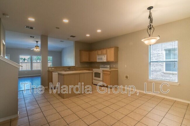 Building Photo - 8512 Prairie Wind Trail