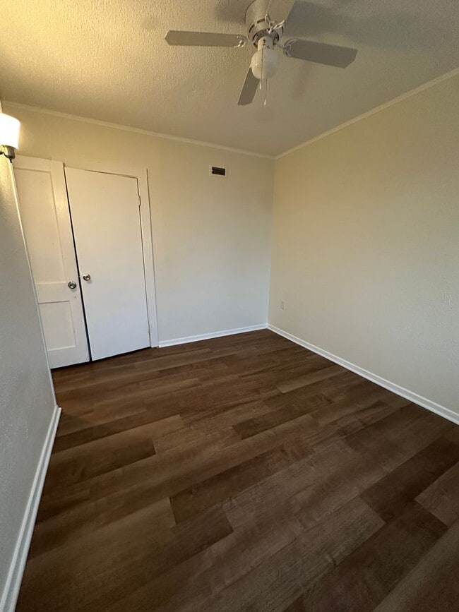 Building Photo - 28 Riley Manor Cir