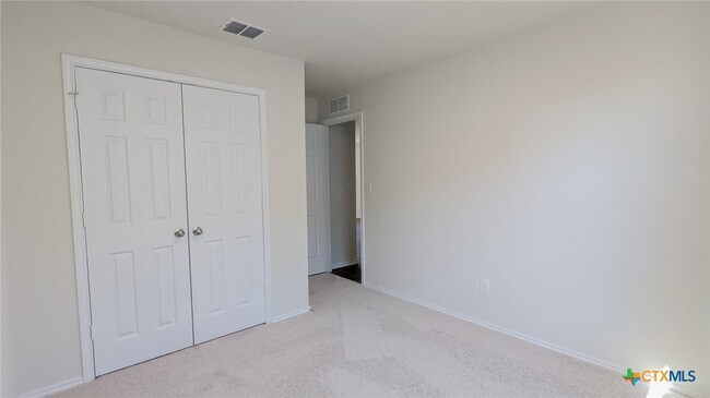Building Photo - 521 Autumn Blaze