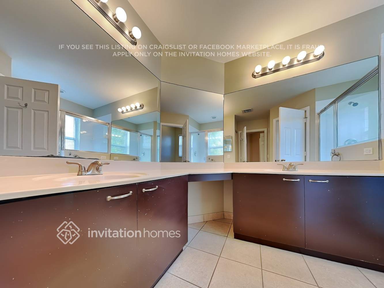 Building Photo - 3994 Crescent Creek Dr