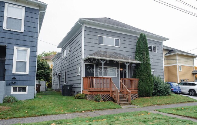 Building Photo - 1116 N 4th St