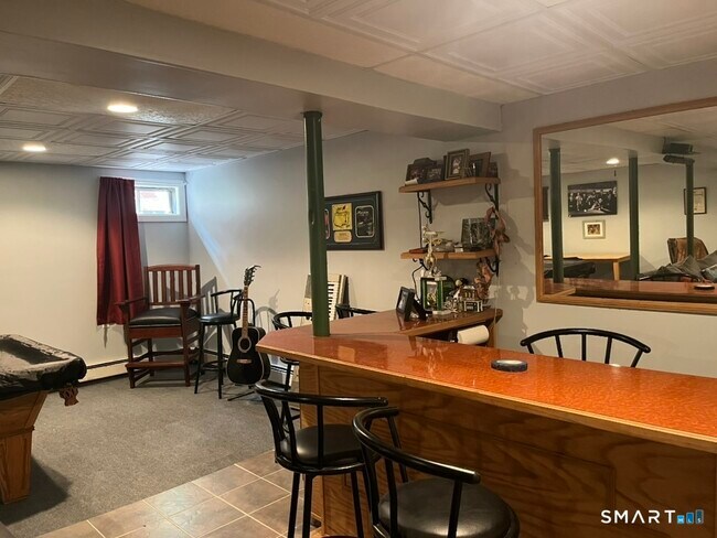 Building Photo - 193 Deerfield Ridge Dr